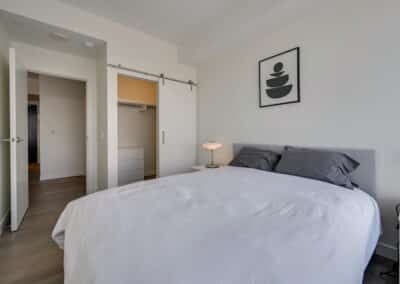 SKY Furnished Suites Downtown Edmonton HIgh Rise Short or Long Term Stay Furnished rentals